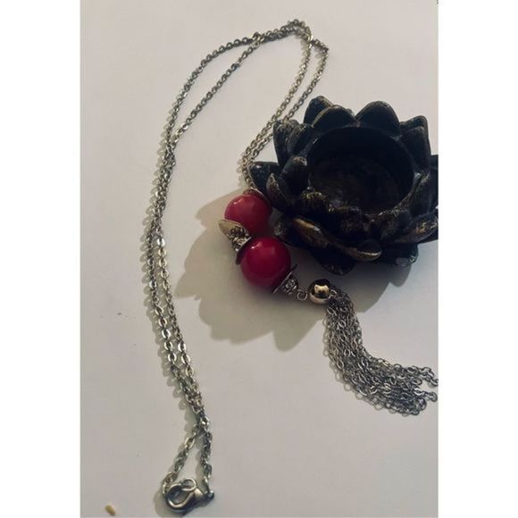 DOUBLE RED BEAD DROP BOHO SILVER TASSEL NECKLACE - Picture 5 of 5